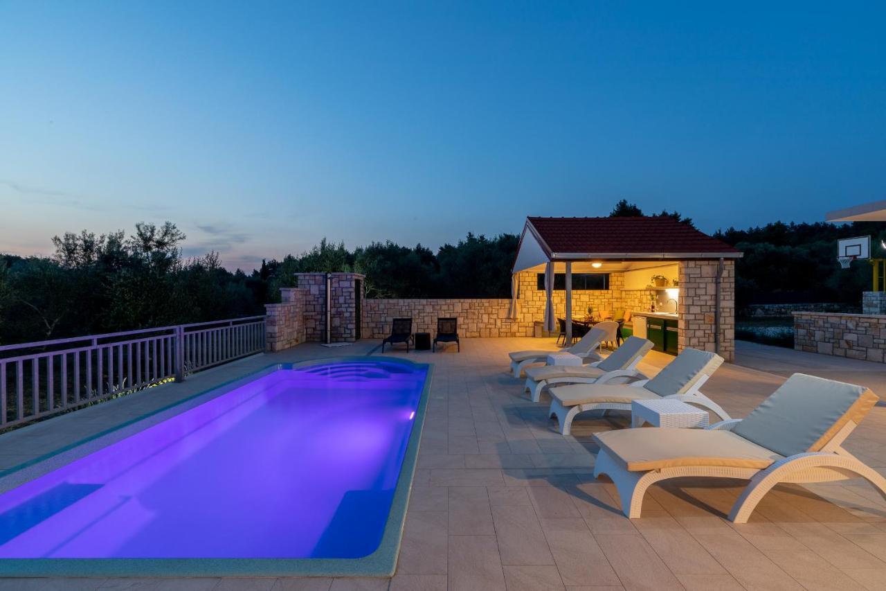 Villa Barbara - Olive Paradise, With Chlorine-Free Pool Vela Luka Zewnętrze zdjęcie